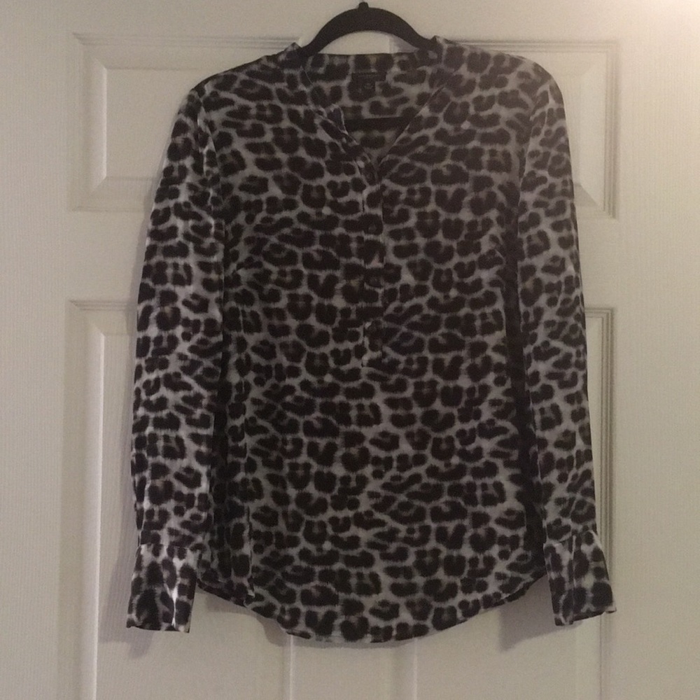 Silk split neck Ann Taylor blouse, EUC